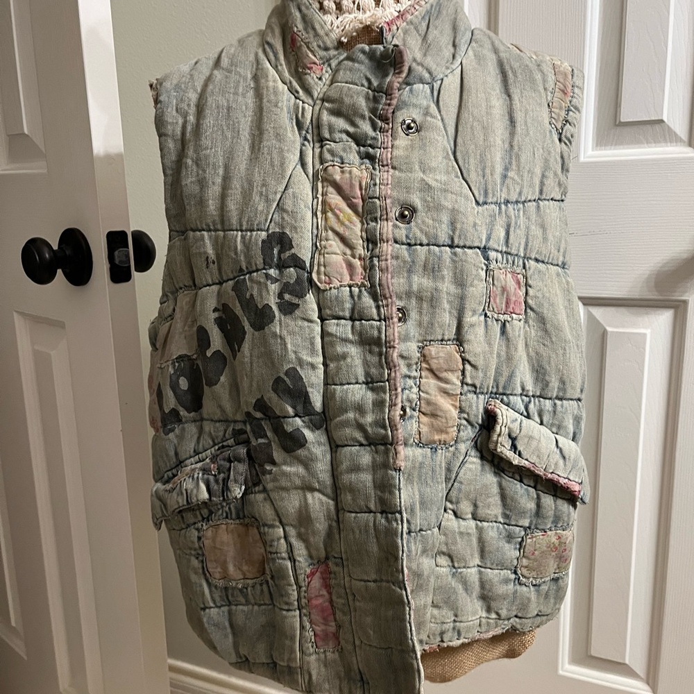 Magnolia Pearl vest